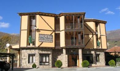 Hotel Los Arenales De Херте Екстериор снимка